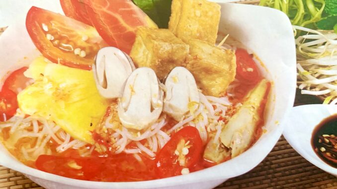 Bún thái chay chua cay